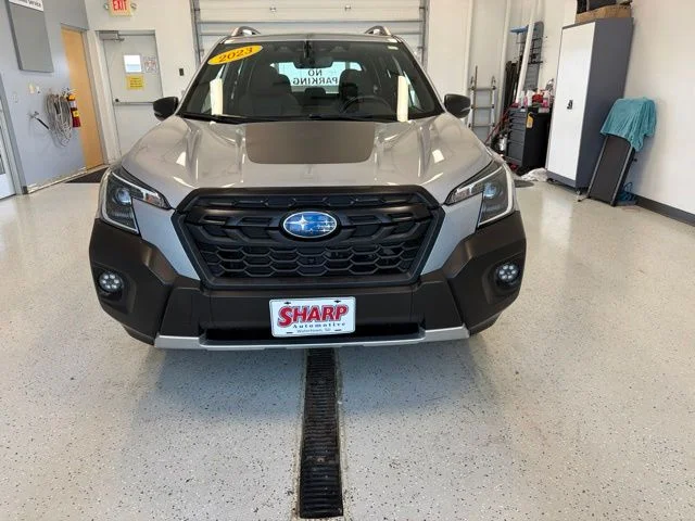 Used 2023 Silver Subaru Wilderness image 4