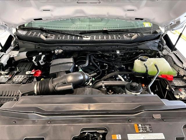 New 2026 Oxford White Ford XLT image 33