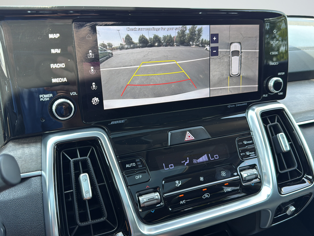 Used 2022 White Kia X-Line SX Prestige image 15