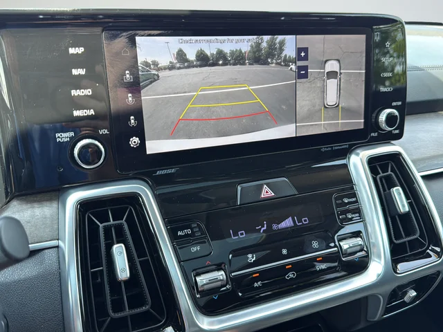 Used 2022 White Kia X-Line SX Prestige image 15