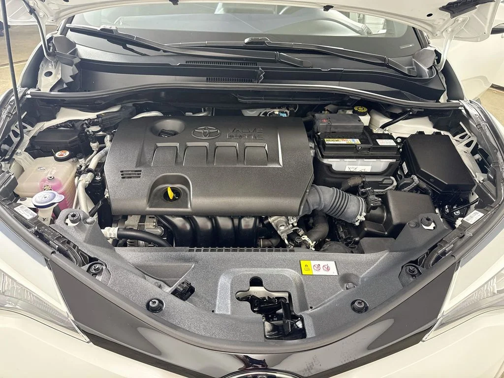 Used 2022 Wind Chill Pearl Toyota XLE image 27