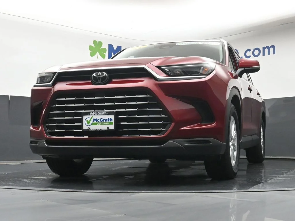 Certified Used 2024 Red Toyota XLE image 7