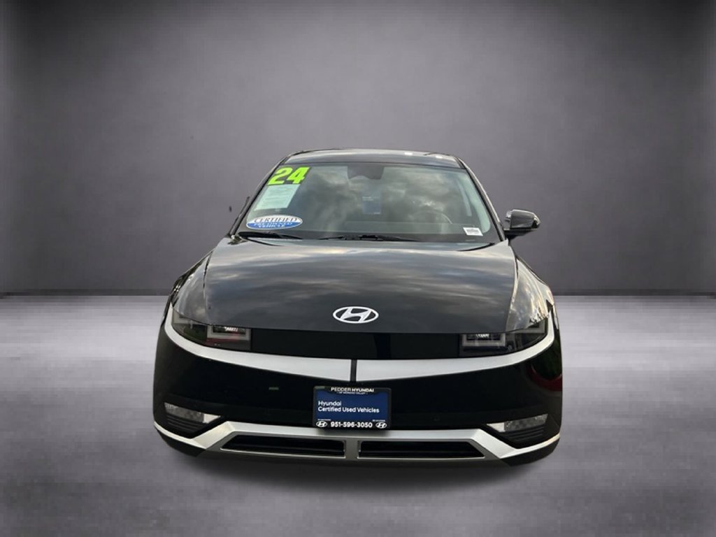 Certified Used 2024 Black Hyundai SEL image 3