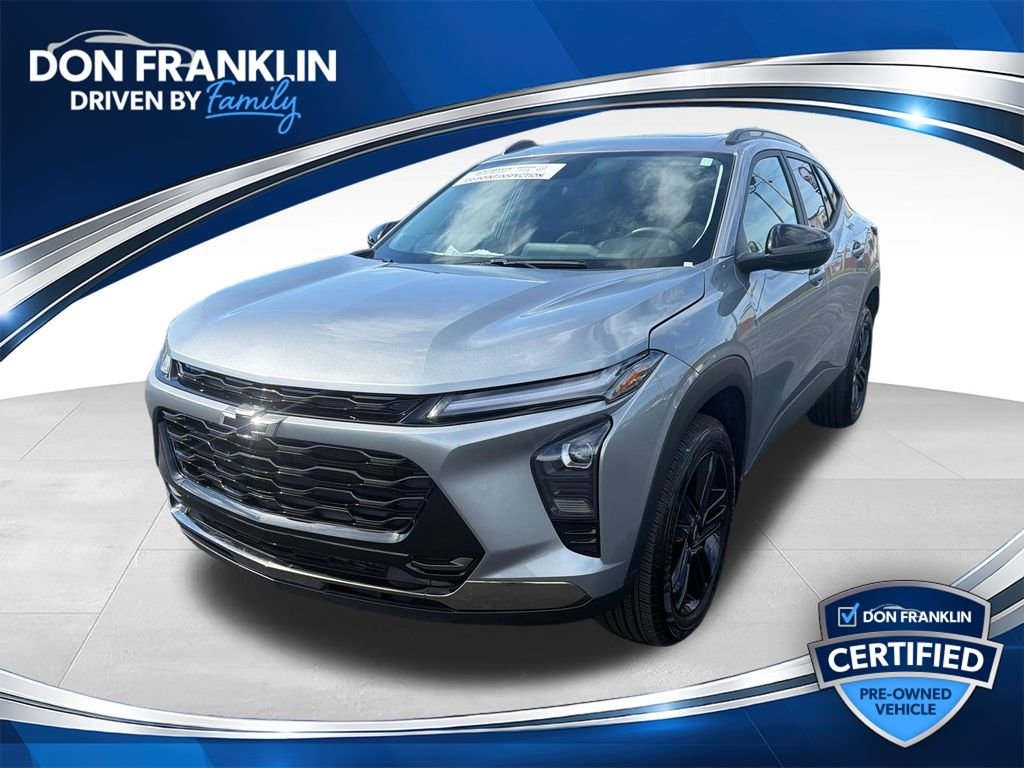 Used 2024 Gray Chevrolet ACTIV image 1