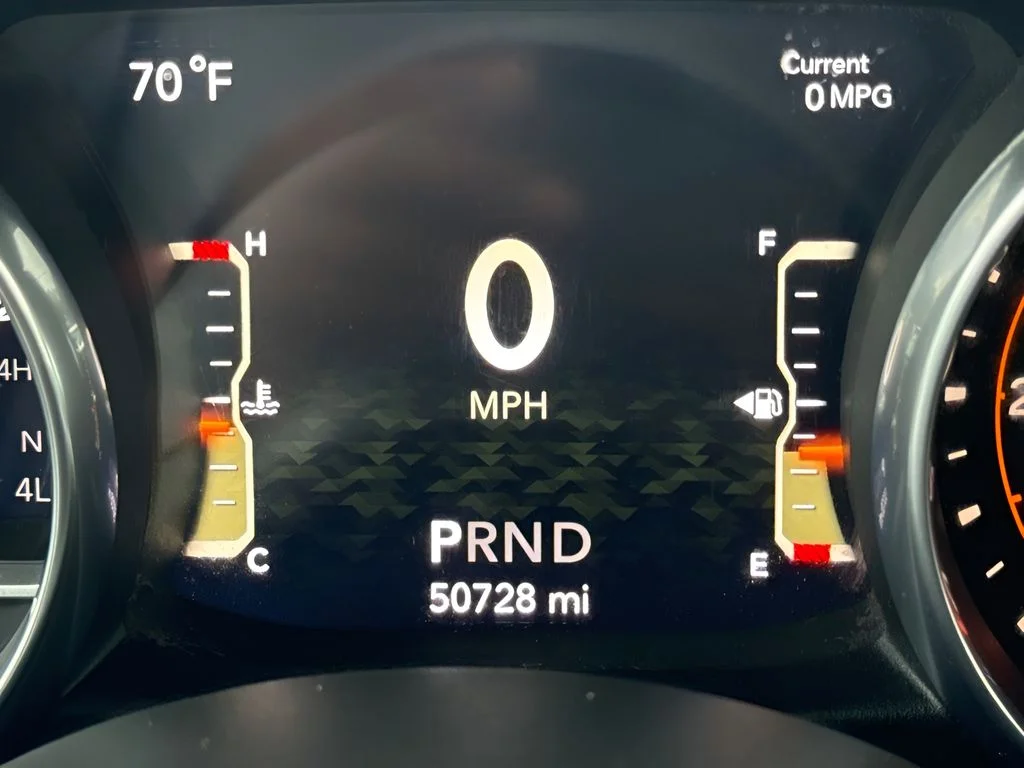 Used 2018 Orange Jeep Unlimited Sport S image 14