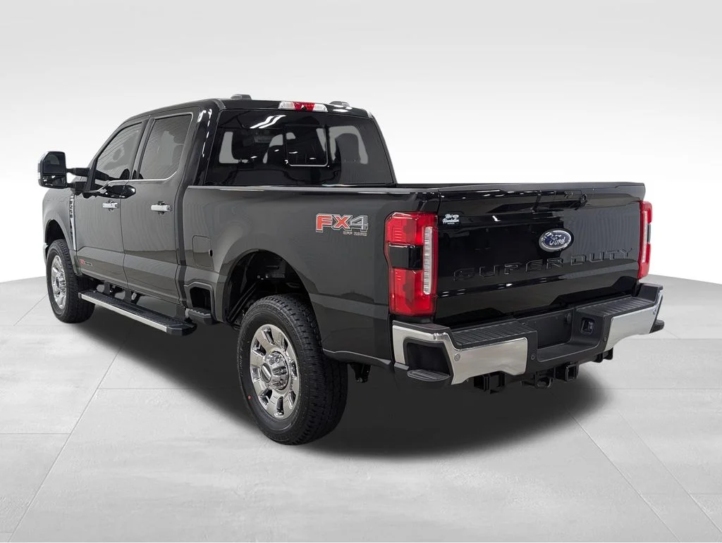 New 2026 Agate Black Metallic Ford F-250® Lariat® image 30