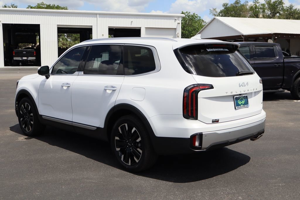 Used 2023 White Kia SX Prestige image 7