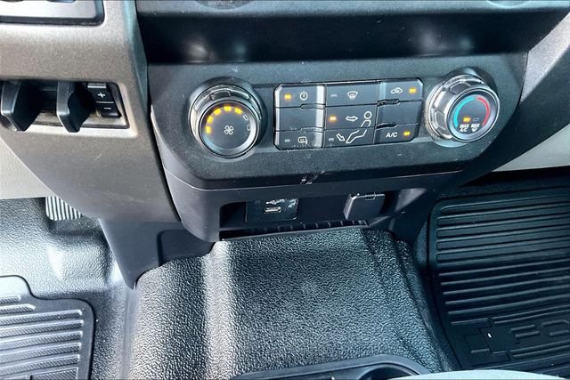 Used 2019 Magnetic Metallic Ford XL image 42