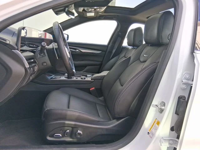 Used 2025 White Cadillac Premium Luxury image 20