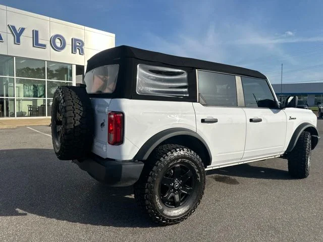 2023 Ford Bronco 4-Door Base - Photo 20