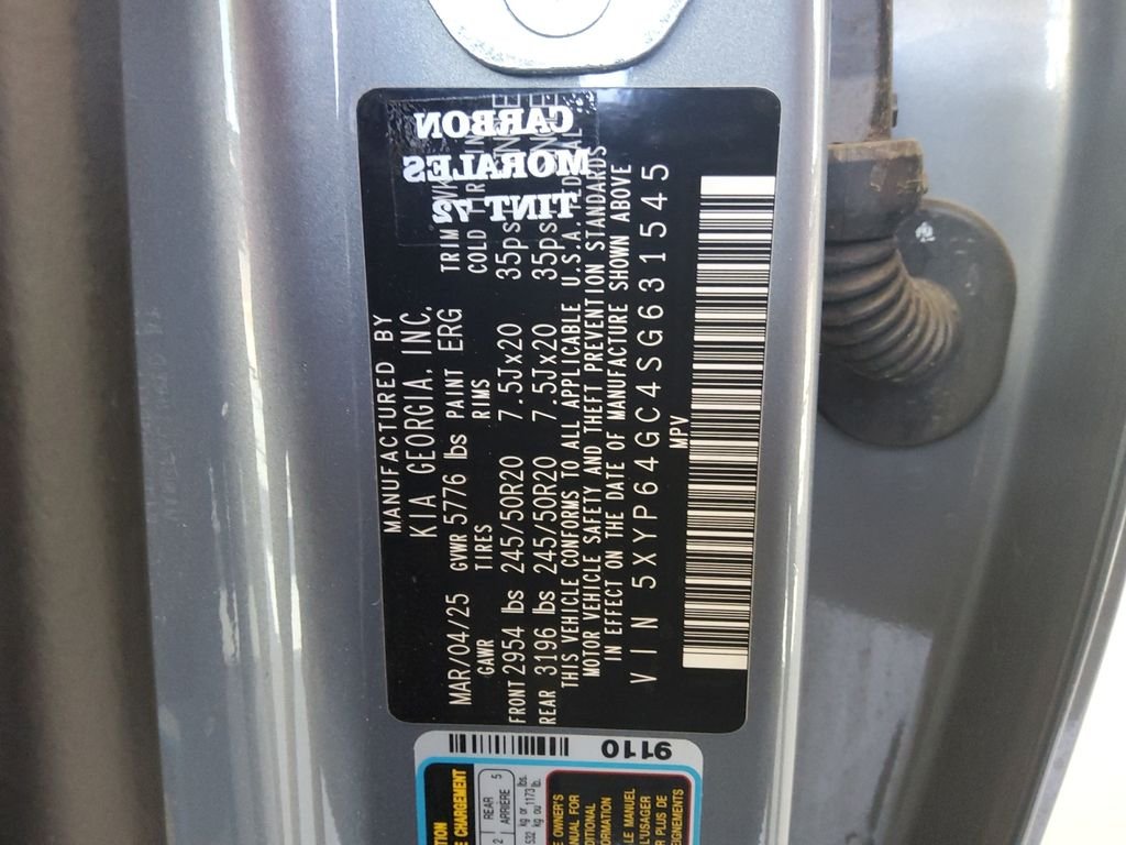 Used 2025 Silver Kia S image 20