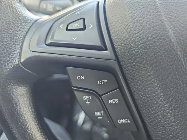 Used 2022 White Ford SE image 19