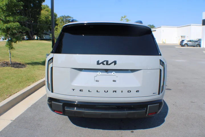 Used 2027 Gray Kia X-Line SX-Prestige image 18