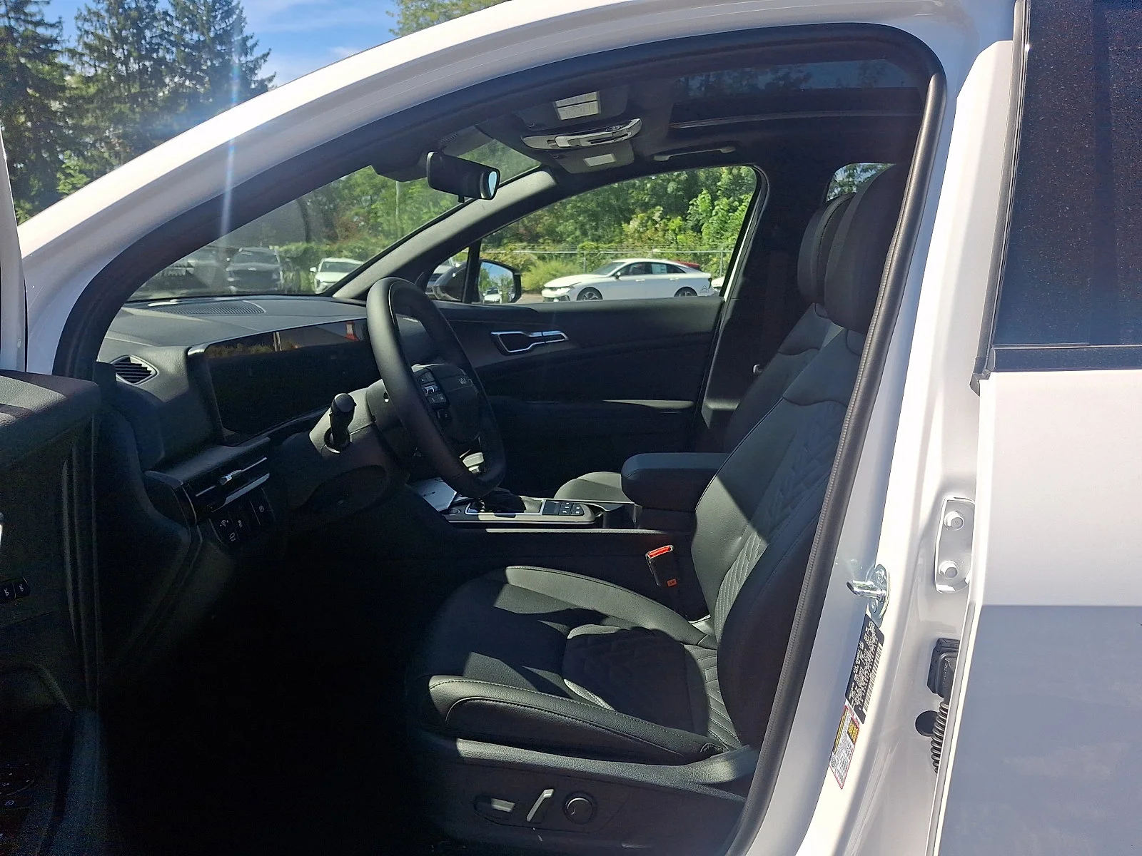 New 2027 White Kia X-Line image 13