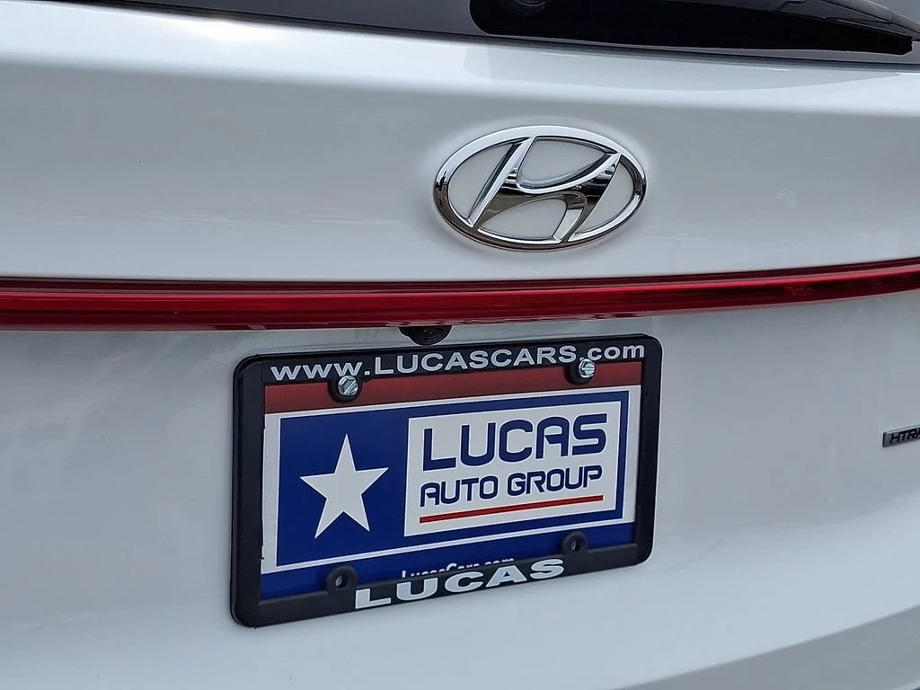 Used 2022 Quartz White Hyundai Calligraphy image 32