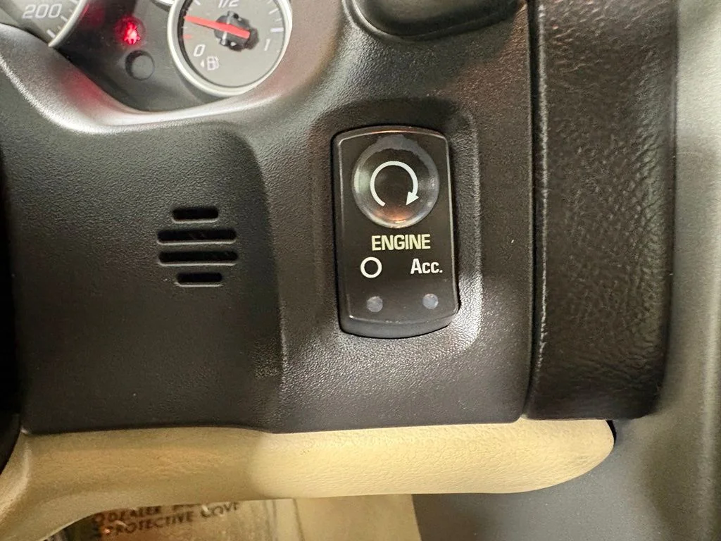Used 2007 Blue Chevrolet Base image 29