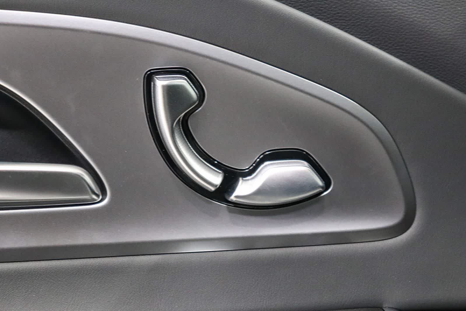 New 2027 MANUFAKTUR Alpine Grey Mercedes-Benz CLA 250+ Electric image 21