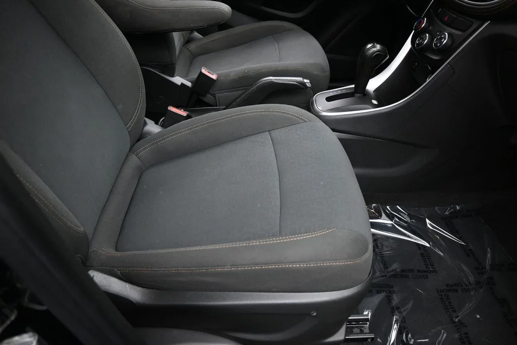 Used 2022 Mosaic Black Metallic Chevrolet LS image 36