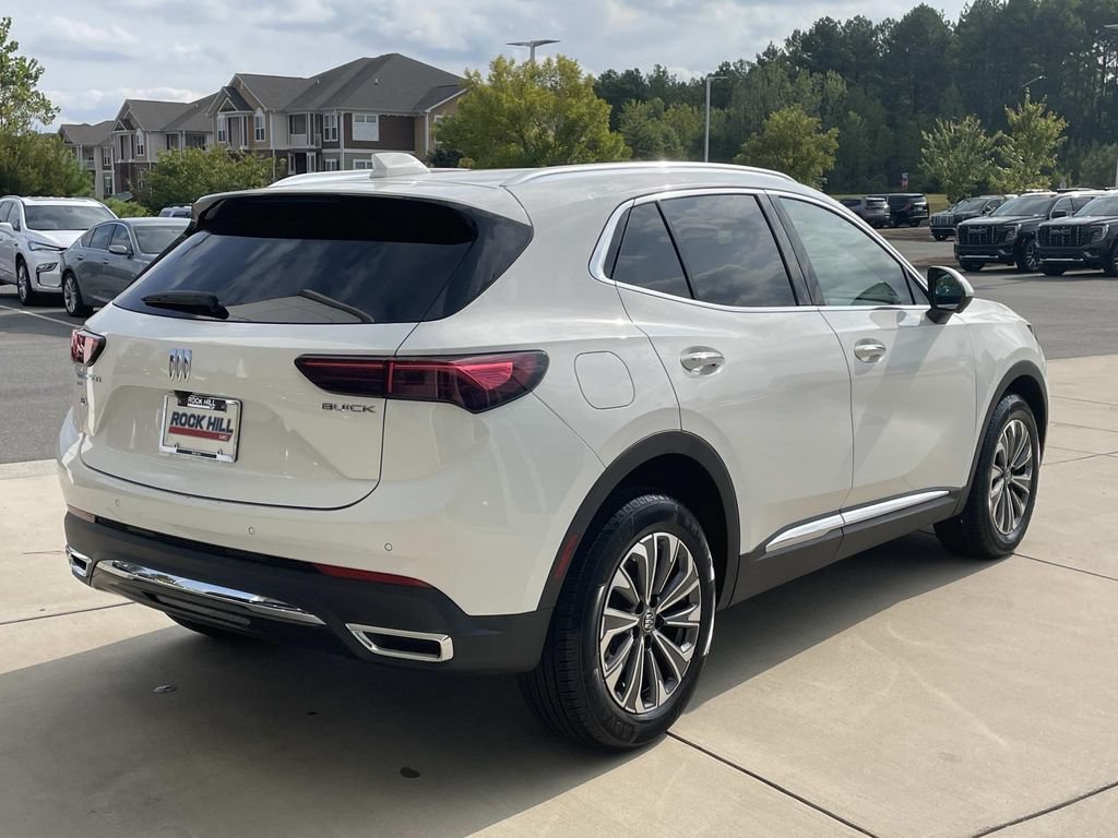 Used 2024 Summit White Buick Preferred image 5