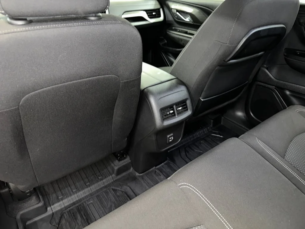 2023 GMC Terrain SLE - Photo 20