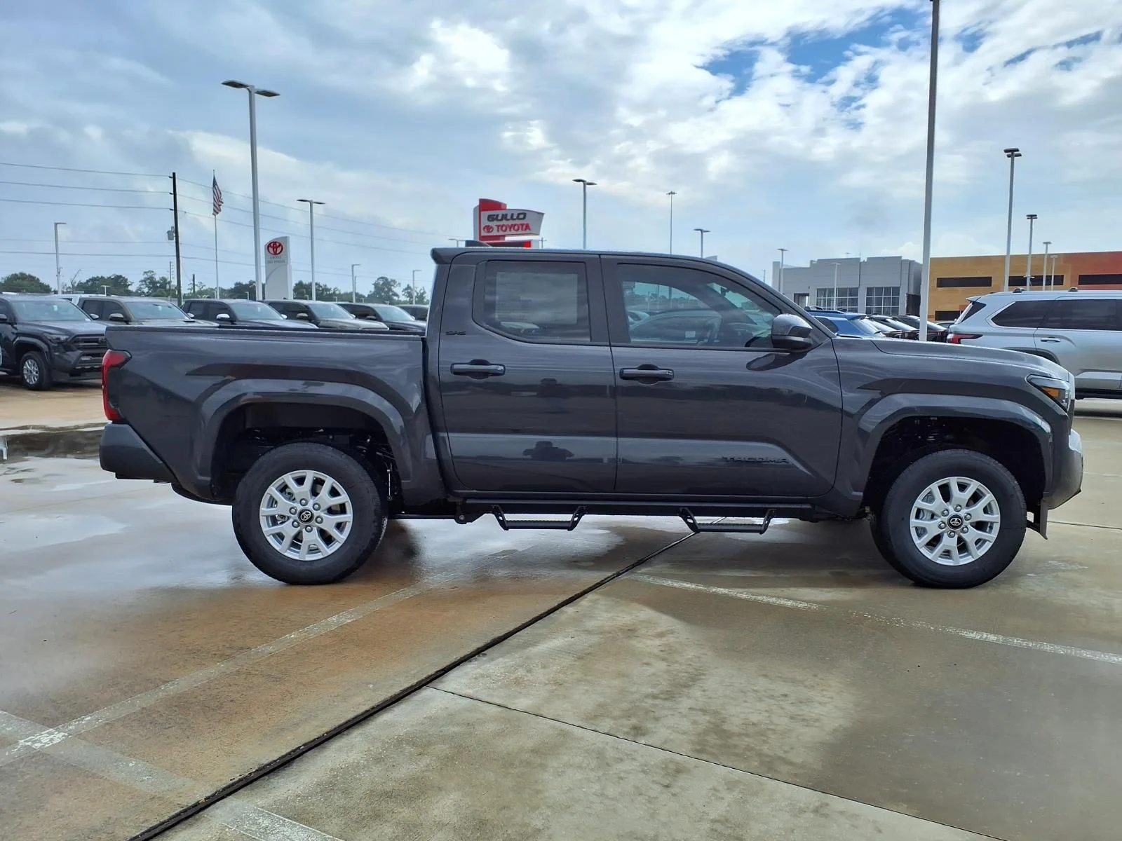 New 2026 Gray Toyota SR5 image 5