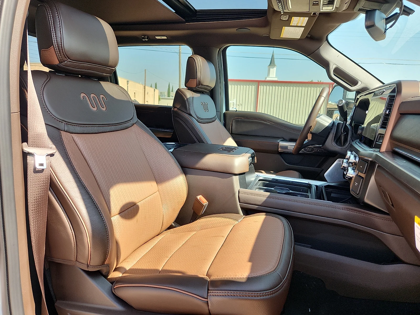 New 2026 Glacier Gray Metallic Tri-Coat Ford F-350® King Ranch® image 20