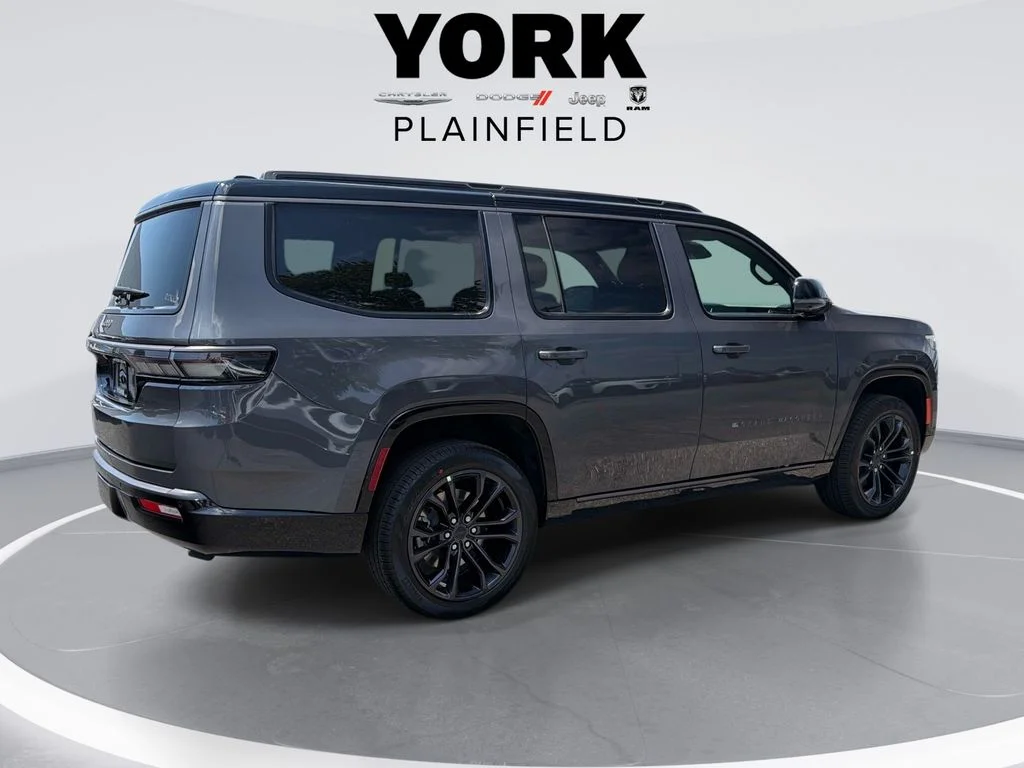 New 2026 Baltic-Gray Metallic Clear-Coat Exterior Paint Jeep Summit image 5