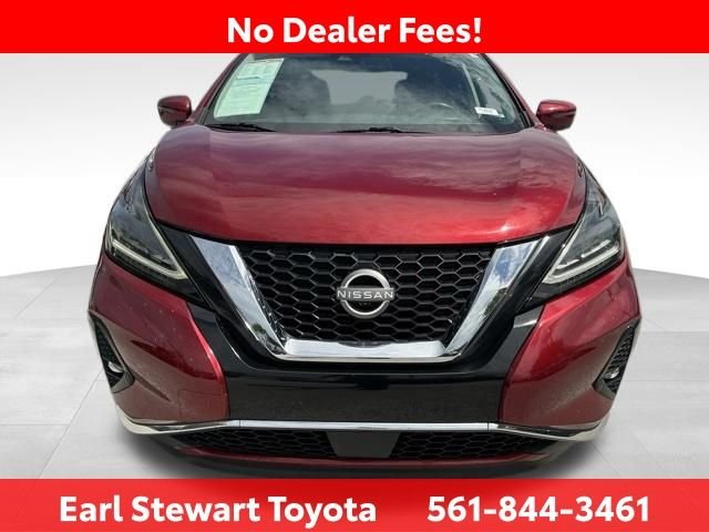 Used 2023 Red Nissan SL image 10