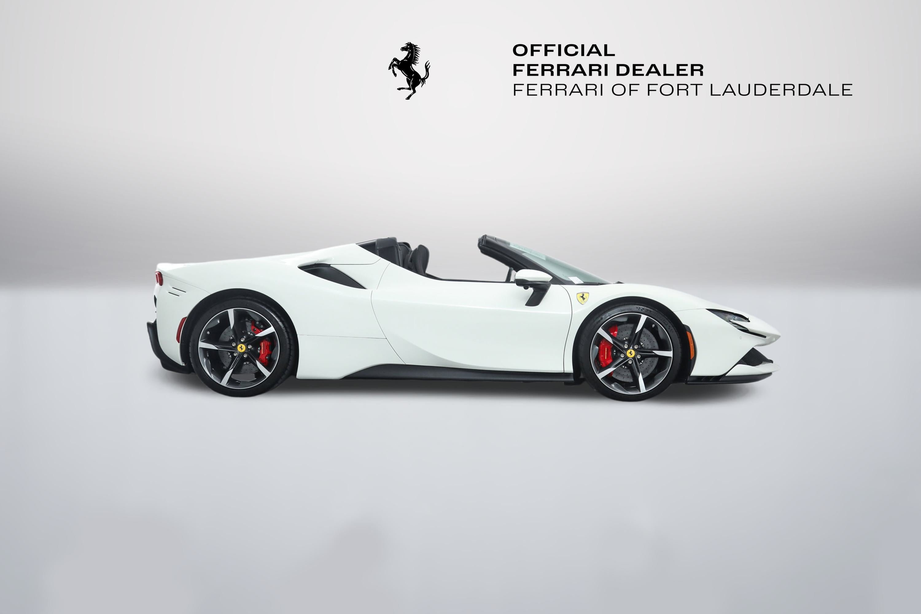 Certified Used 2025 Bianco Avus Ferrari  image 10