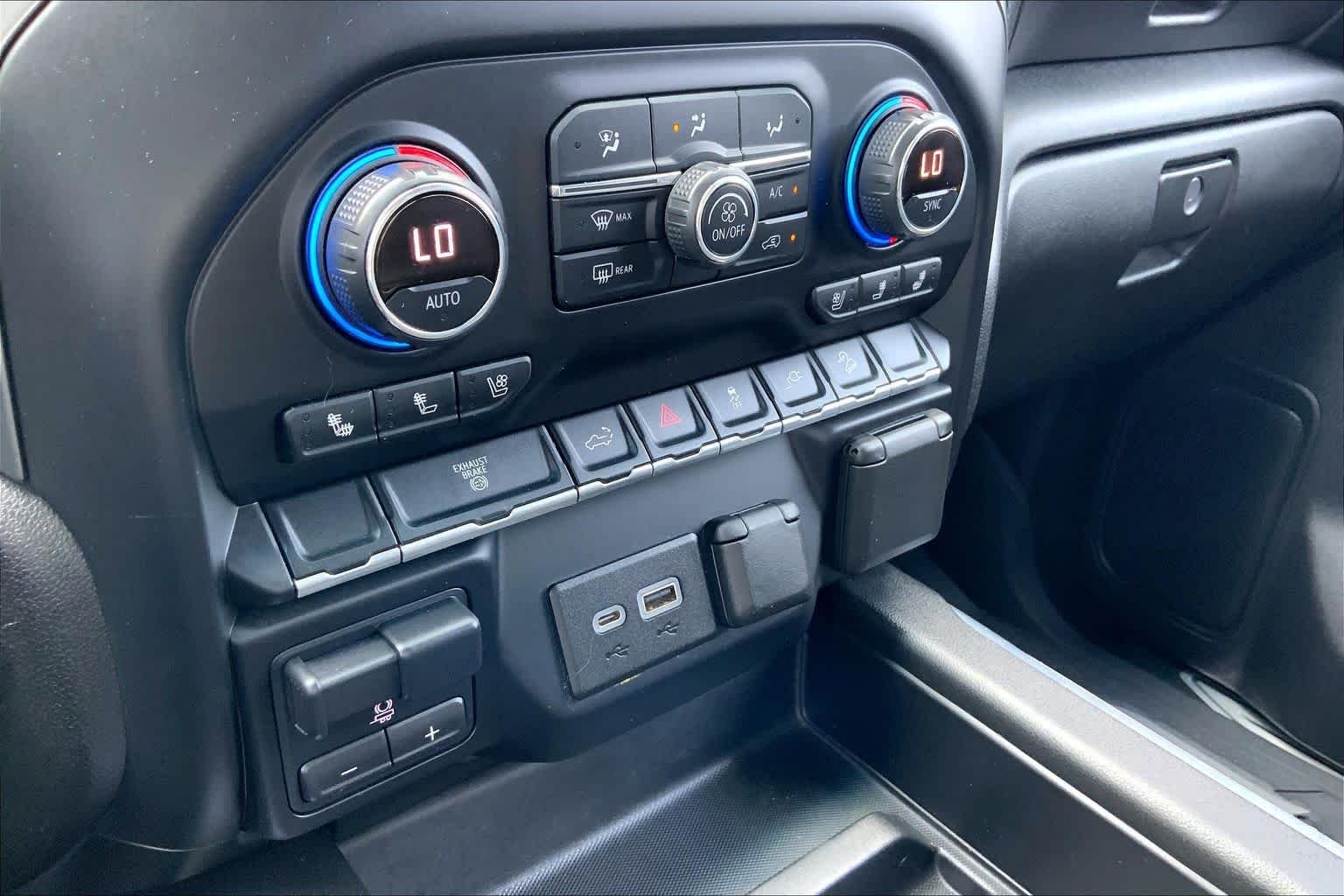 Used 2020 Northsky Blue Metallic Chevrolet LTZ image 65