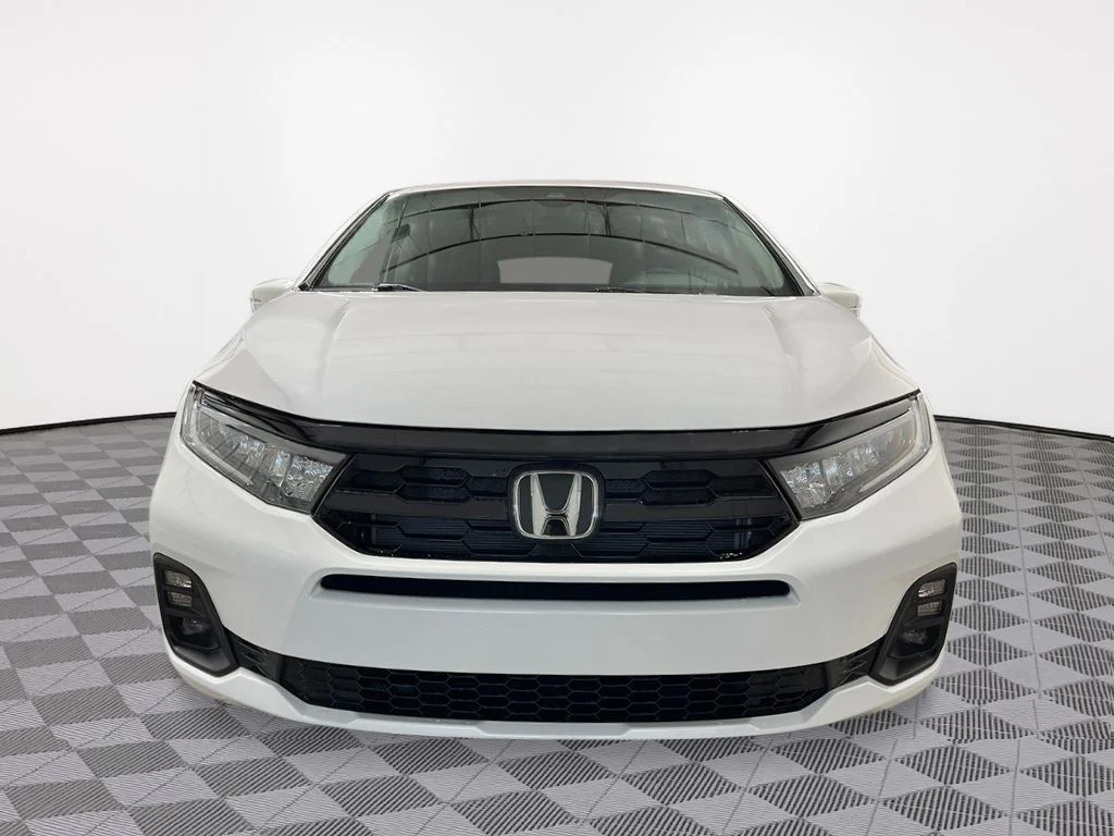 New 2026 Platinum White Pearl Honda Touring image 10