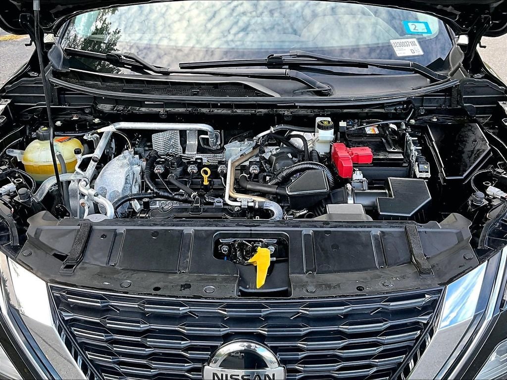 Used 2021 Super Black Nissan SV image 30