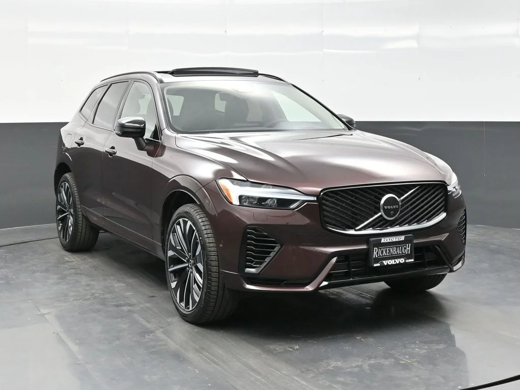 New 2026 Mulberry Red Volvo T8 Ultra image 1