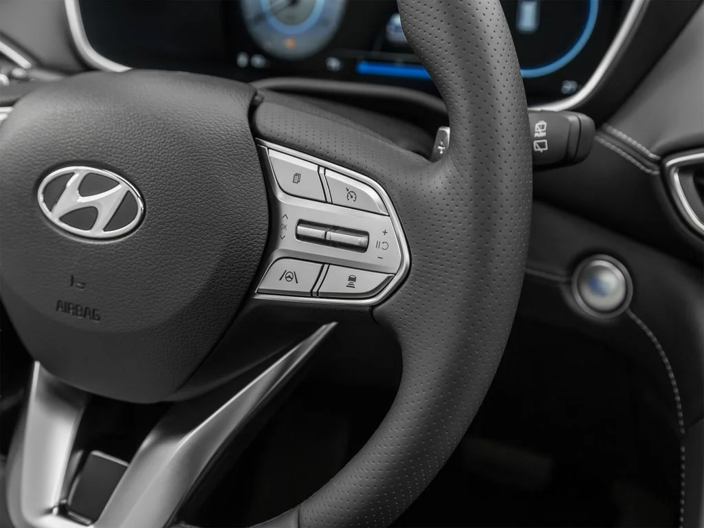 Used 2021 Gray Hyundai SE image 47