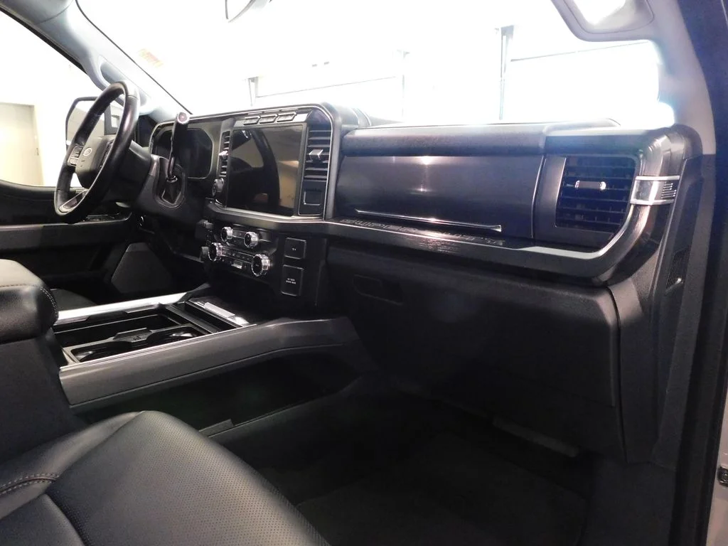 Used 2024 Iconic Silver Metallic Ford Lariat image 42