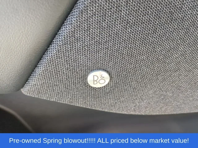 Used 2023 White Ford Premium image 23