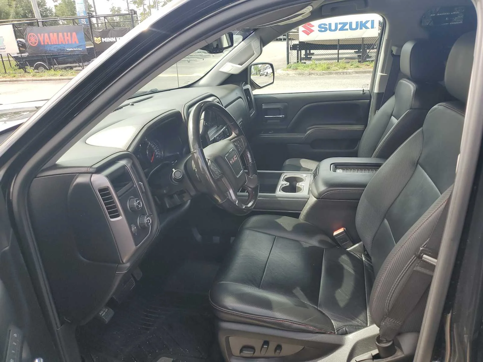 Used 2018 ONYX BLACK GMC SLT image 23