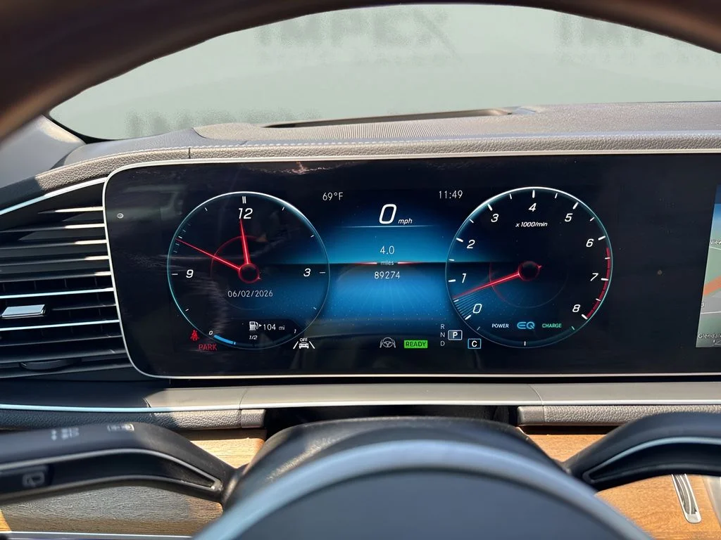 Used 2021  Mercedes-Benz GLS 580 image 24