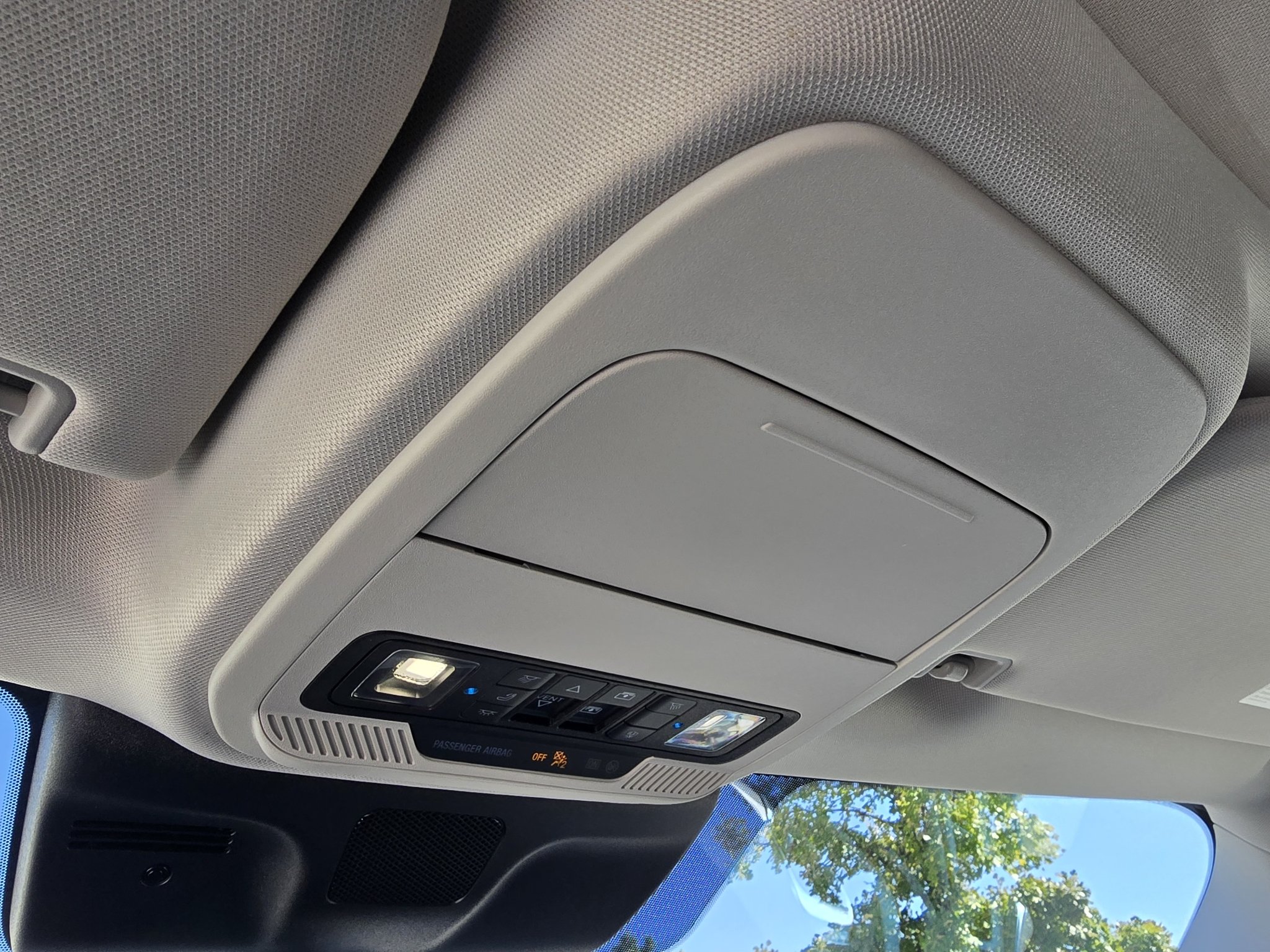 Used 2025 Agate Black Metallic Ford Active image 24