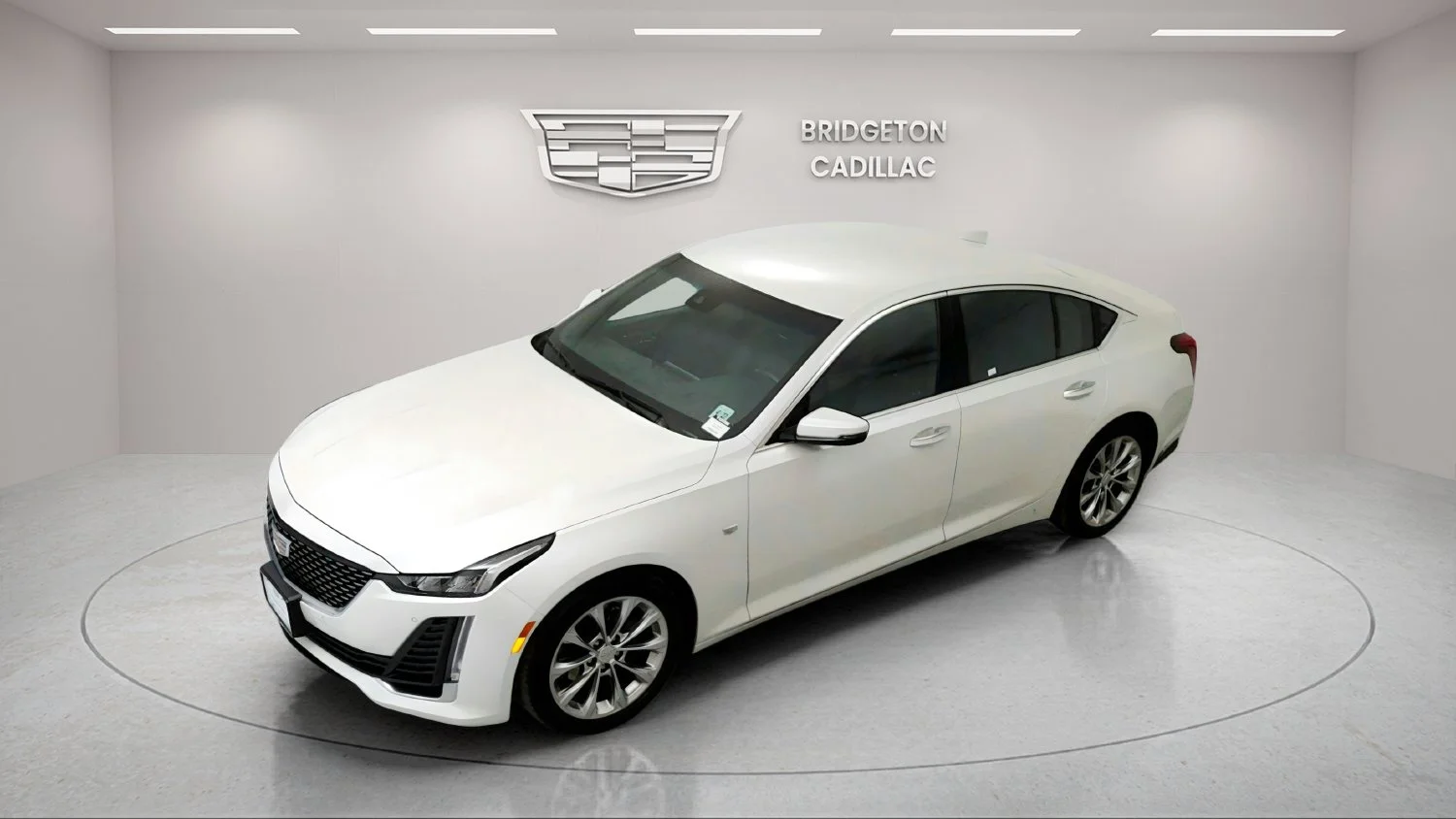Used 2022 White Cadillac Premium Luxury image 31