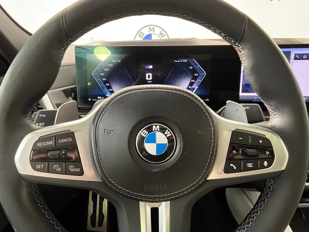 Used 2024 Alpine White BMW M60i image 10