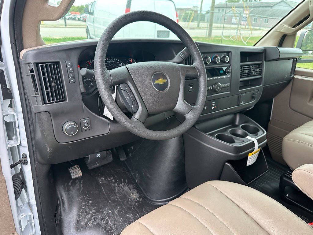 2026 Chevrolet Express Cargo Work Van - Photo 14