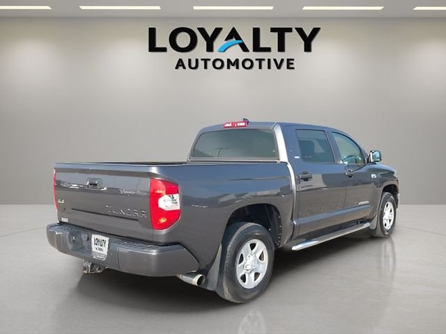 Used 2020 Gray Toyota SR5 image 5