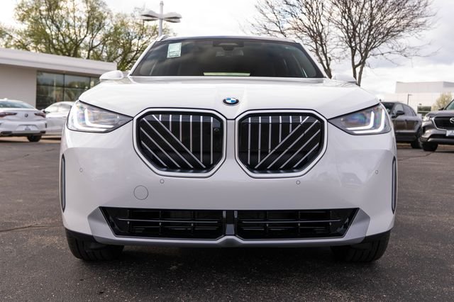 New 2026 Alpine White BMW 30 xDrive image 7