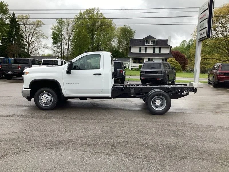New 2026 Summit White Chevrolet Work Truck image 3