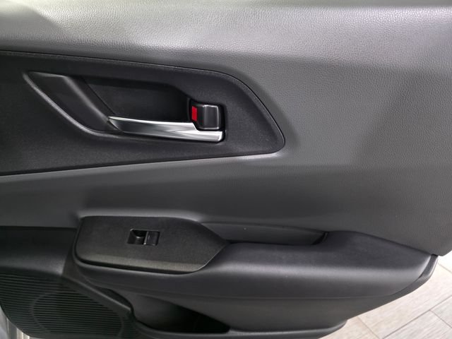 Used 2023  Toyota XLE image 12