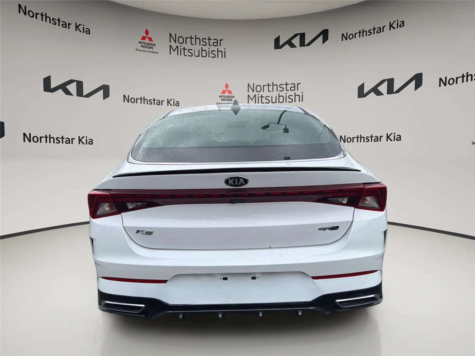 Used 2021 Glacial White Pearl Kia GT-Line image 4