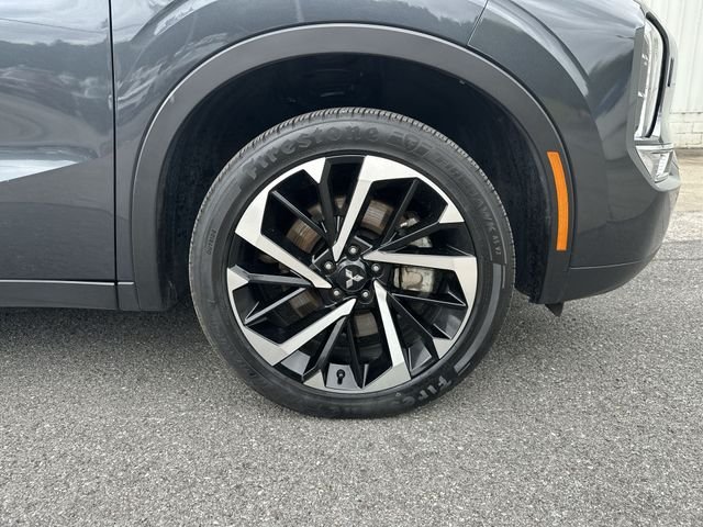 Used 2024 Graphite Gray Mitsubishi SE image 20