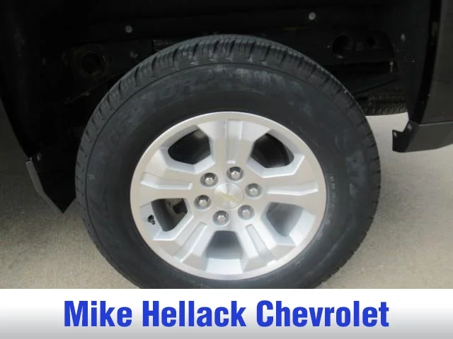 Used 2018 BLACK Chevrolet LT image 7