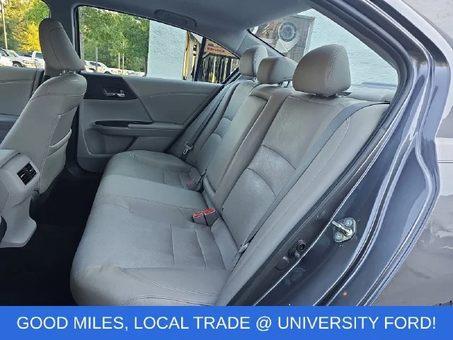 Used 2017 Gray Honda EX-L image 13